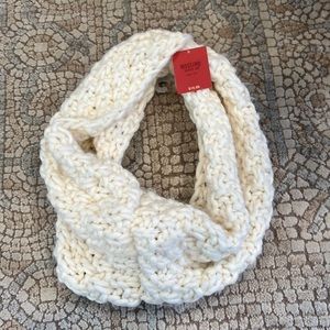 White Chunky Knit Infinity Scarf